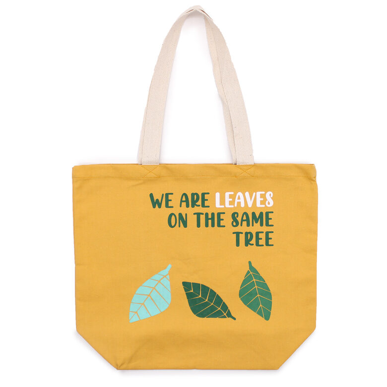 Iepirkumu soma (We are the leaves ) sinepju krāsā