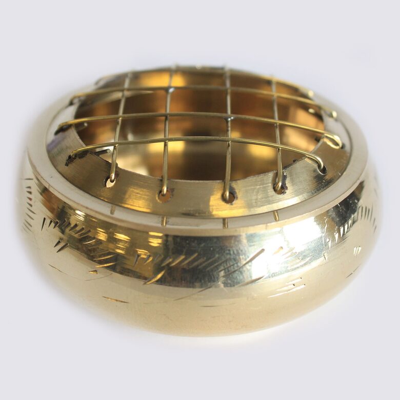 Vīraka turētājs no misiņa ( trauks ar sietiņu) 1 gab.