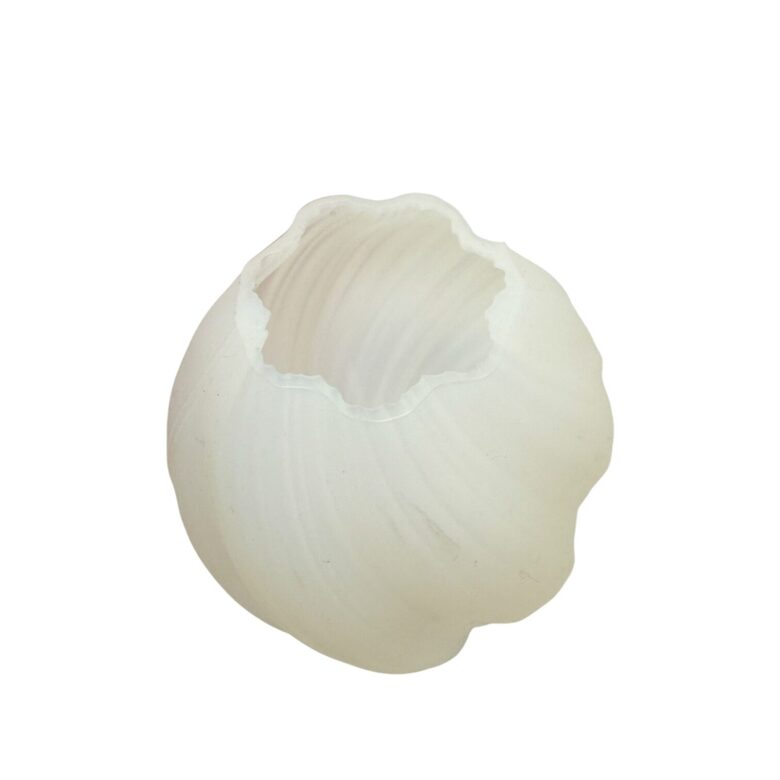 Silicone candle mold wavy ball