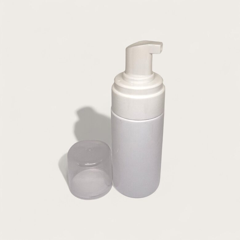 Plastmasas pudelīte ar PUTU pumpīti 100 ml