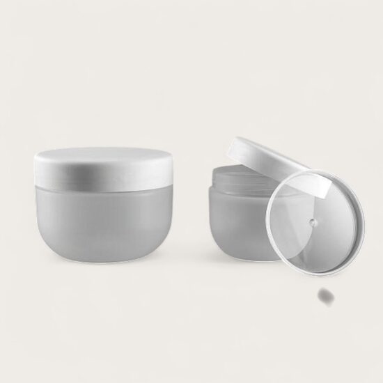 Plastmasas trauciņš MATĒTS ar baltu vāciņu un strapliku 100 ml