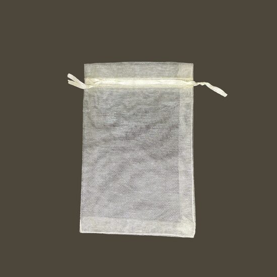 Organzas maisiņš 10 x 15 cm šampanieša krāsā