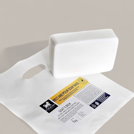 White goat milk soap base SLS free, 1000 g